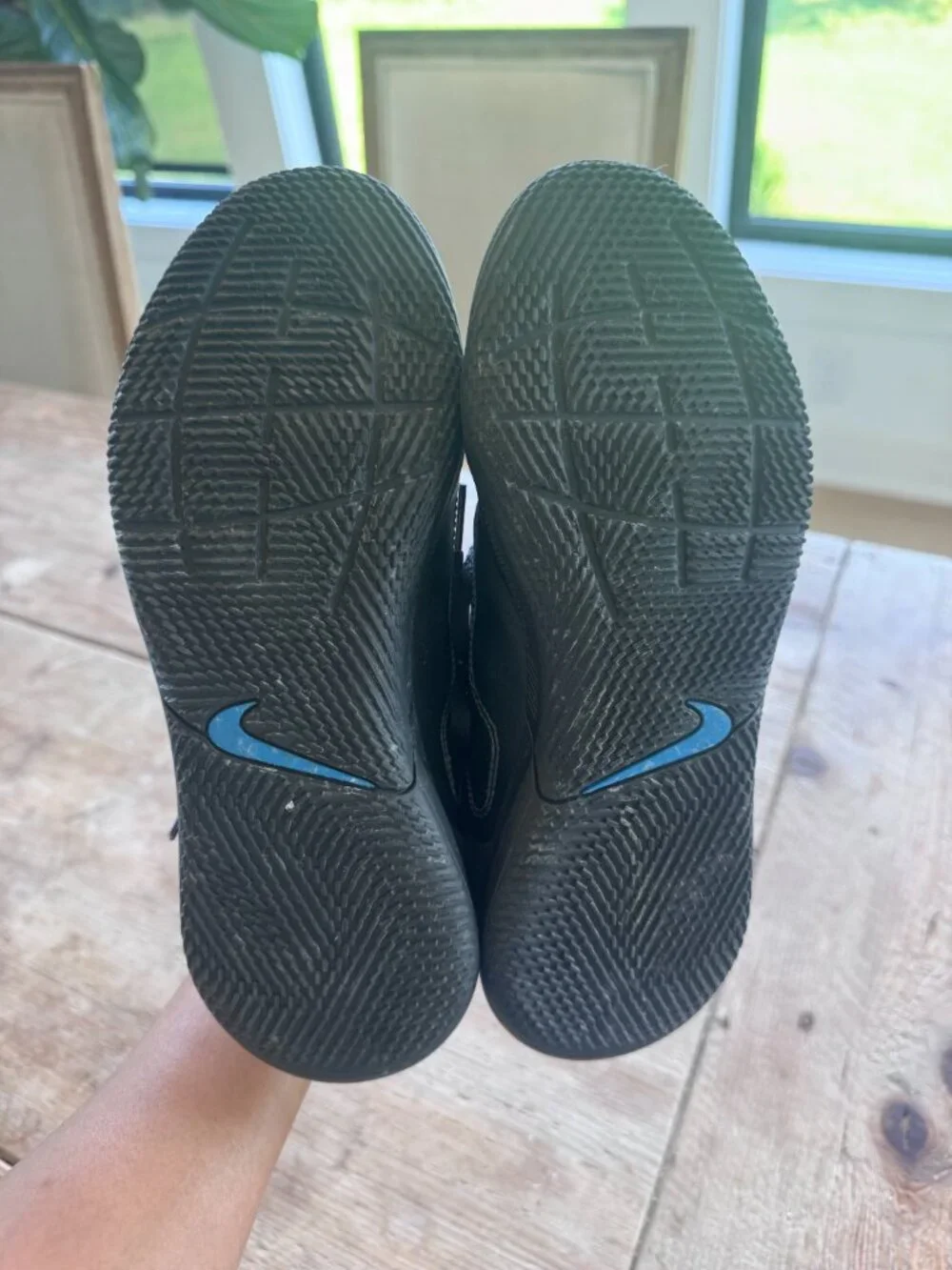 Nike Tiempo youth indoor soccer shoes